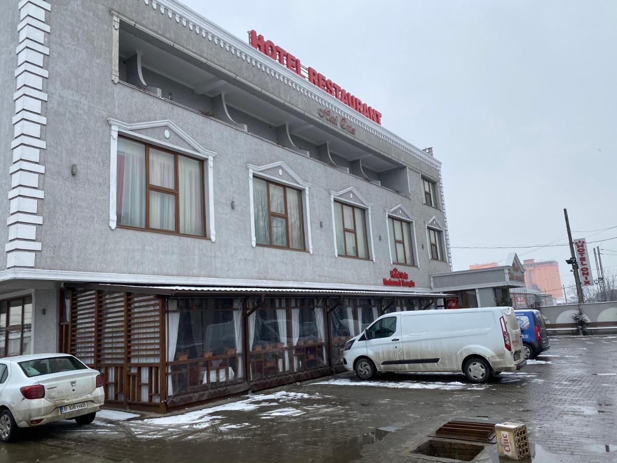 Hotel Onix Ρόμαν Εξωτερικό φωτογραφία